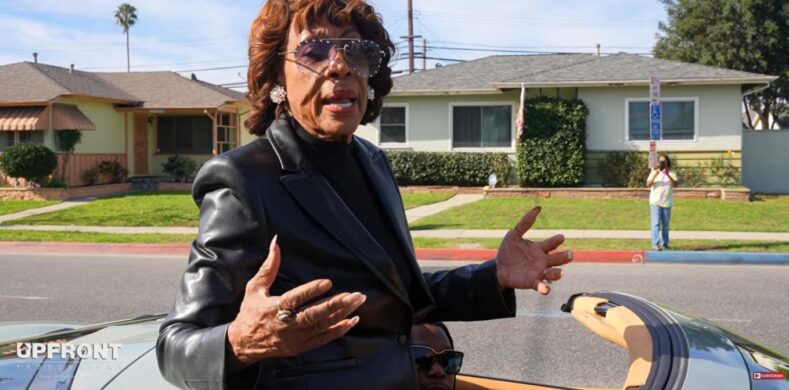 Maxine Waters in Gardena CA's MLK Jr Day Parade - screenshot