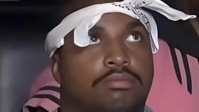 Tupac looking dude a Marlon Wayans comedy show - screenshot