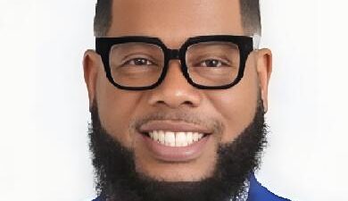 Dr. Earl Bynum