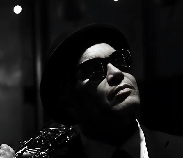 Why Johnny Britt Wrote ‘C’est La Vie’: A Mental Health Awareness Story