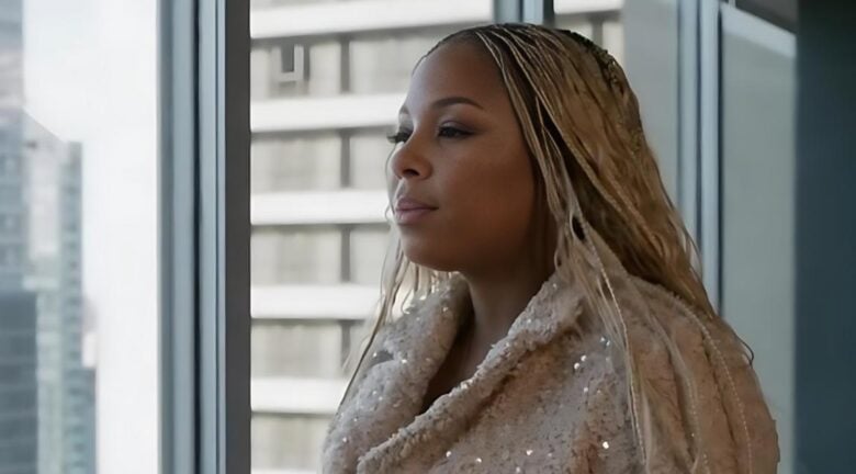 R. Kelly Accuser Reshona Landfair Breaks Silence After Decades