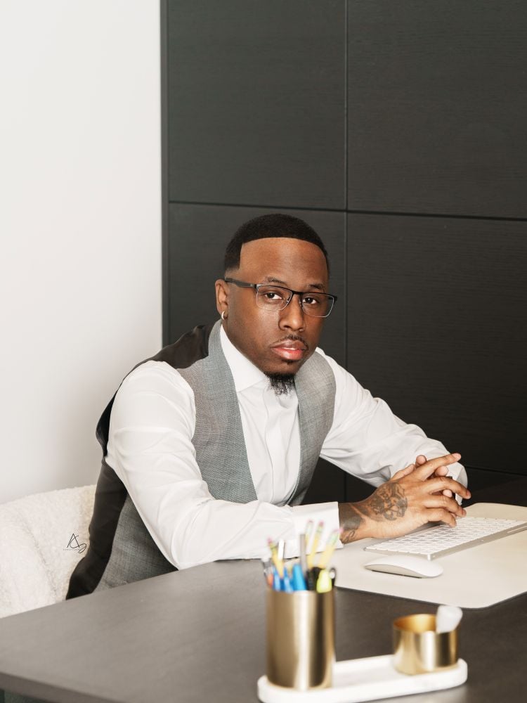 Teleau Belton (photo courtesy of Now That's TV)