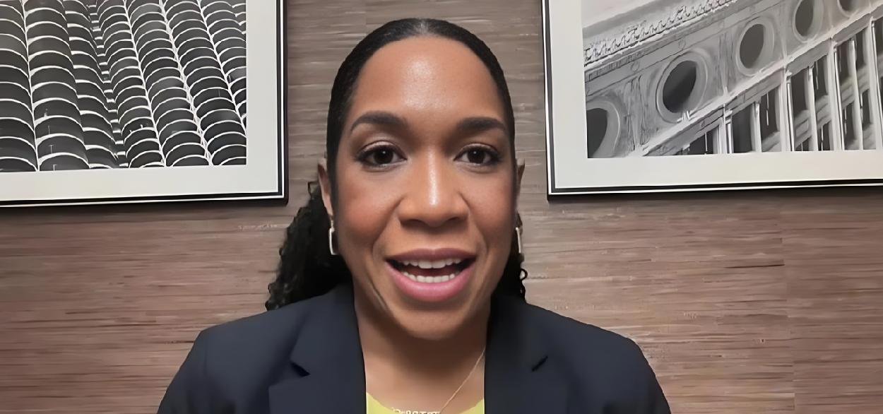 Juliana Stratton - YouTube screenshot1