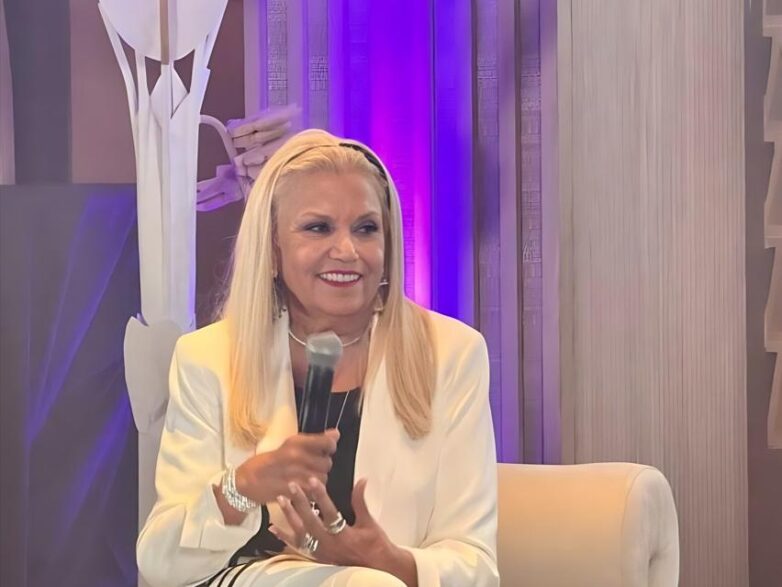 Suzanne de Passe in a conversation with Mona Scott-Young