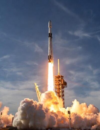 Artemis II rocket lifts off from Cape Canaveral, Florida - via eurAI