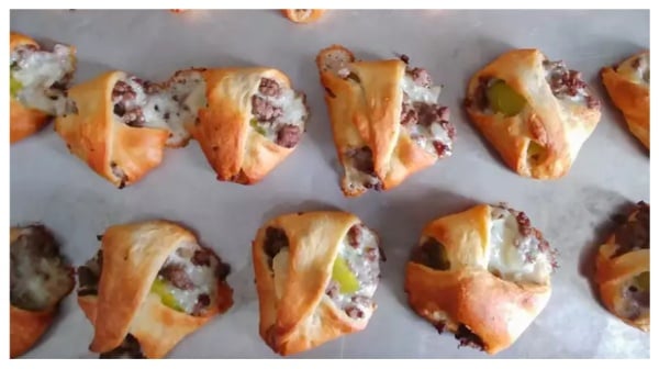 ‘Dirty Diapers’ Recipe Turns Mini Cheeseburger Flavors Into a Playful Party Snack