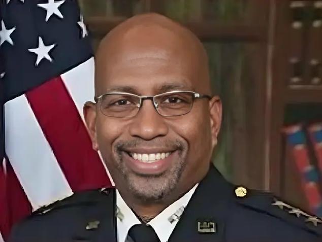 D.C. Police Scandal: Andre Wright's Crude Texts Revealed | WATCH