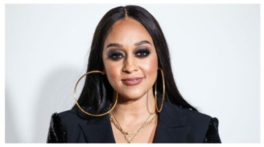 Tia Mowry on Cookout Season, Family Traditions, and Why Bounty Is a Must-Have Essential | EUR EXCLUSIVE