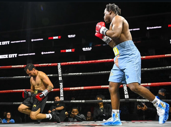 rising Boxing sensation, Yoell &ldquo;Boy Boy&rdquo; Cooper