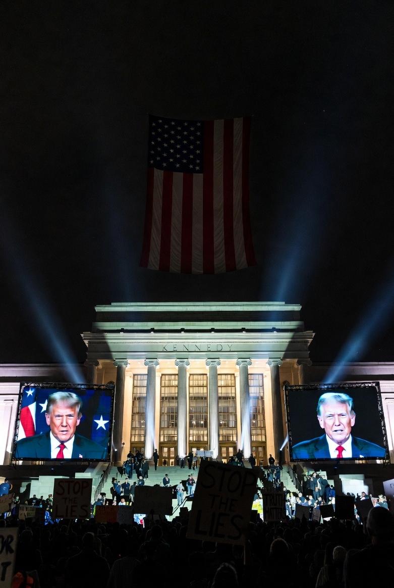 Public institutions are becoming stages for political performance - via eurAI