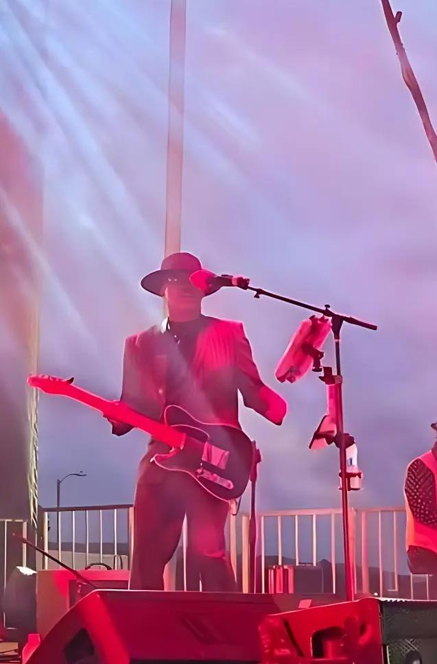 Aalon performing at the Cherry Festival