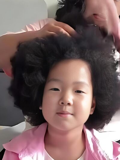 Chinese girl with 4c (nappy) hair - screenshot