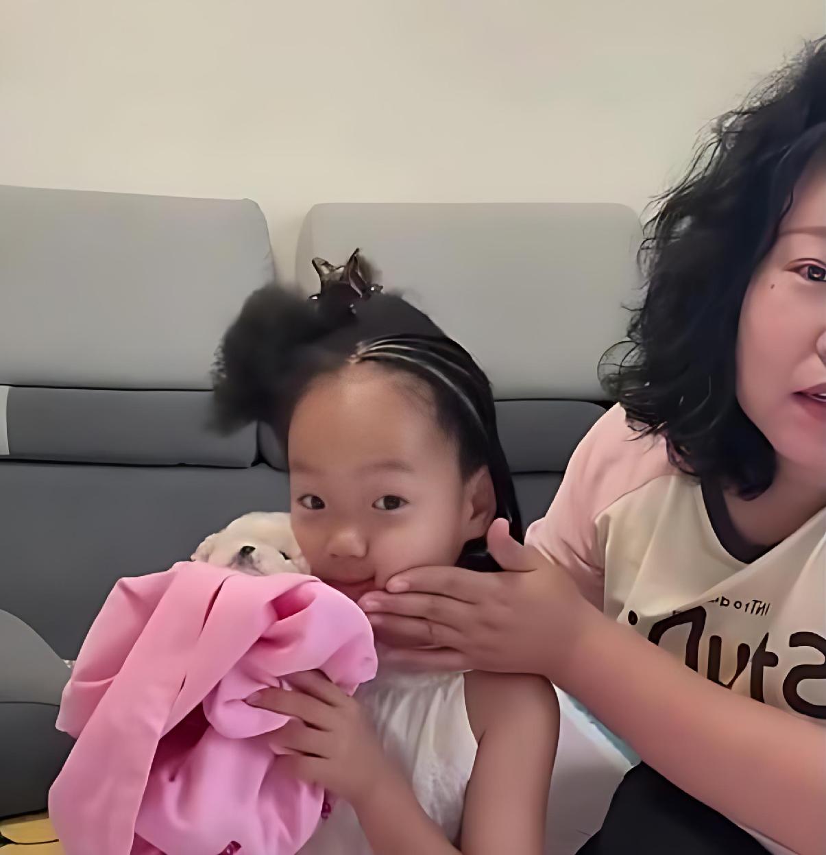 Chinese girl with 4c hair - screenshot