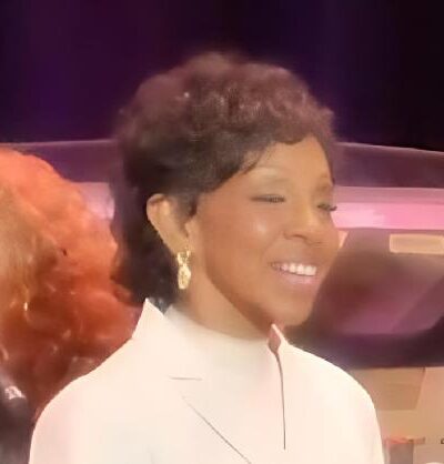 Gladys Knight in Raleigh NC - screenshot