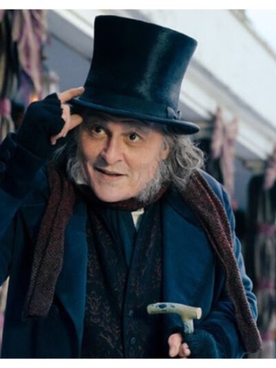 Johnny Depp as Ebenezer