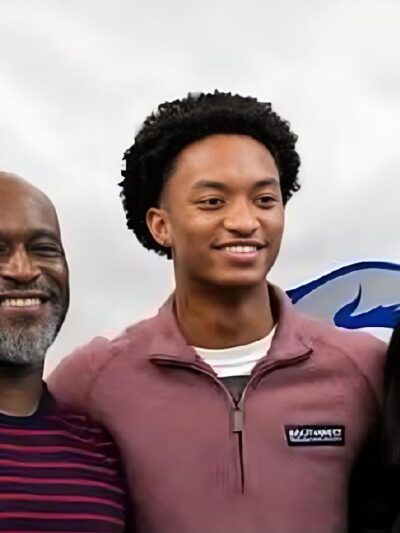 Nolan Wells with his parents (Elmore and Christine and Wonsley) - via family