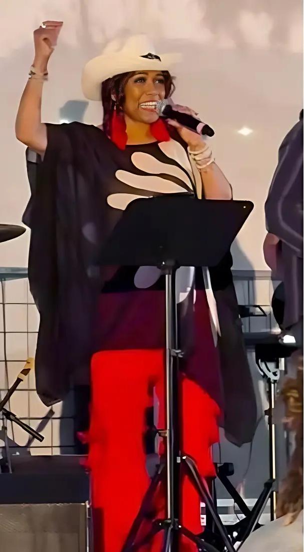 Windy Barnes performing at the San Pedro Music Festival / Photo Credit: Apollo Vision