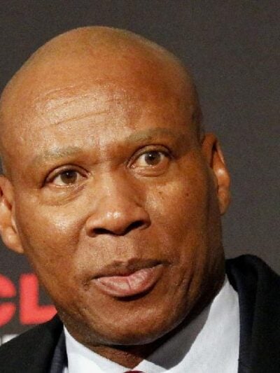 Byron Scott - via Depositphotos