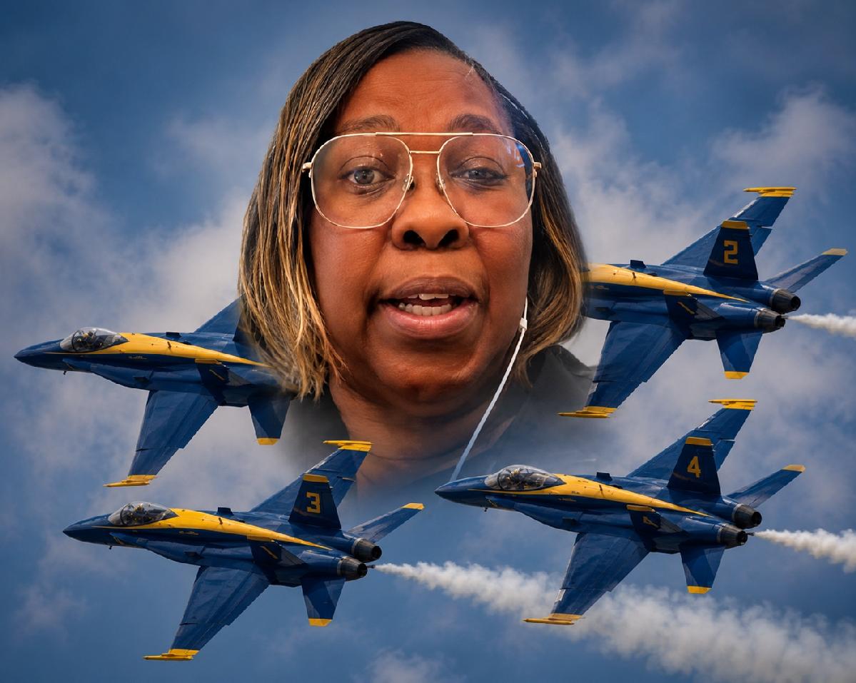 Candy Whitehurst and Blue Angels - screenshot/depositphotos