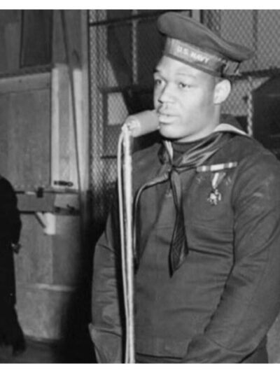 Navy considers naming aircraft carrier after Trump instead of African American sailor Doris Miller