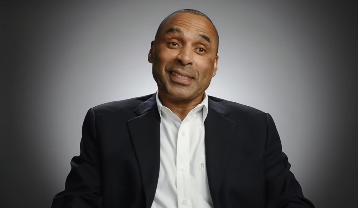 Roger Craig Discloses Dementia Diagnosis During Hall of Fame Induction