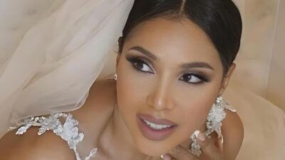 Toni Braxton (2 years of wedded bliss) - via Instagram