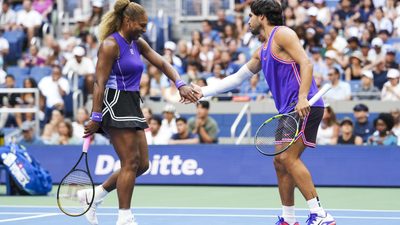 Carlos Alcaraz and Serena Williams high five during a mixed doubles quarterfinal match during Fan Week as part of the 2026 US Open at USTA Billie Jean King National Tennis Center on Tuesday, August 25, 2026 in Flushing, NY. (Photo by Darren Carroll/USTA)