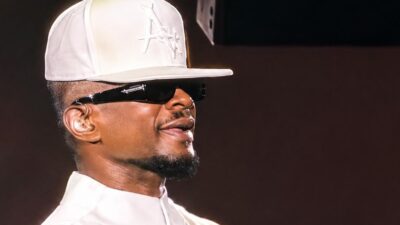 Usher or Clone (at Metlife performance)