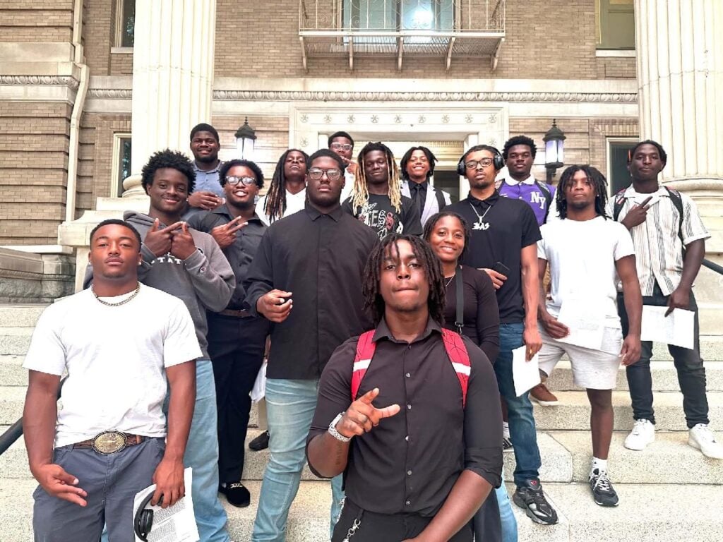 HBCU students visit Little Rock City Hall