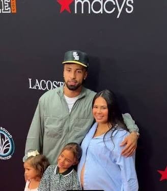 Knicks Jose Alvarado and faily (instagram) (8)