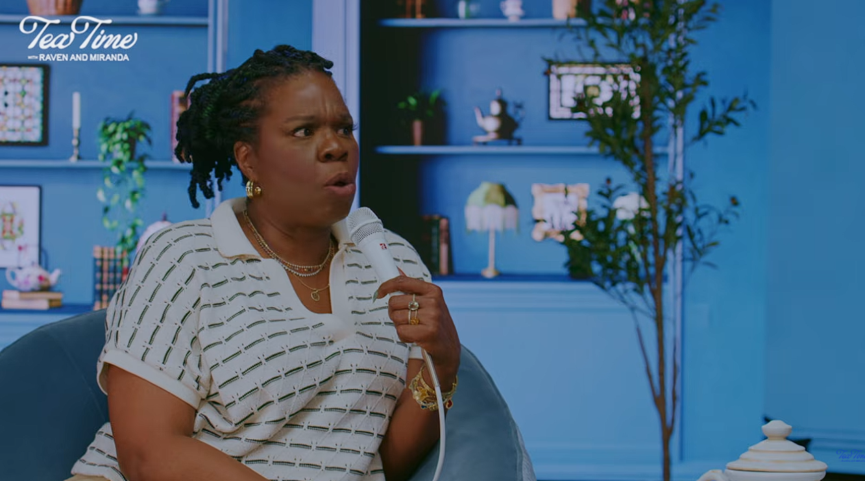 Leslie Jones Says Men Assume She's LGBTQ+ Because of Her Height and Tomboy Side