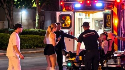 Pair blocking emergency workers